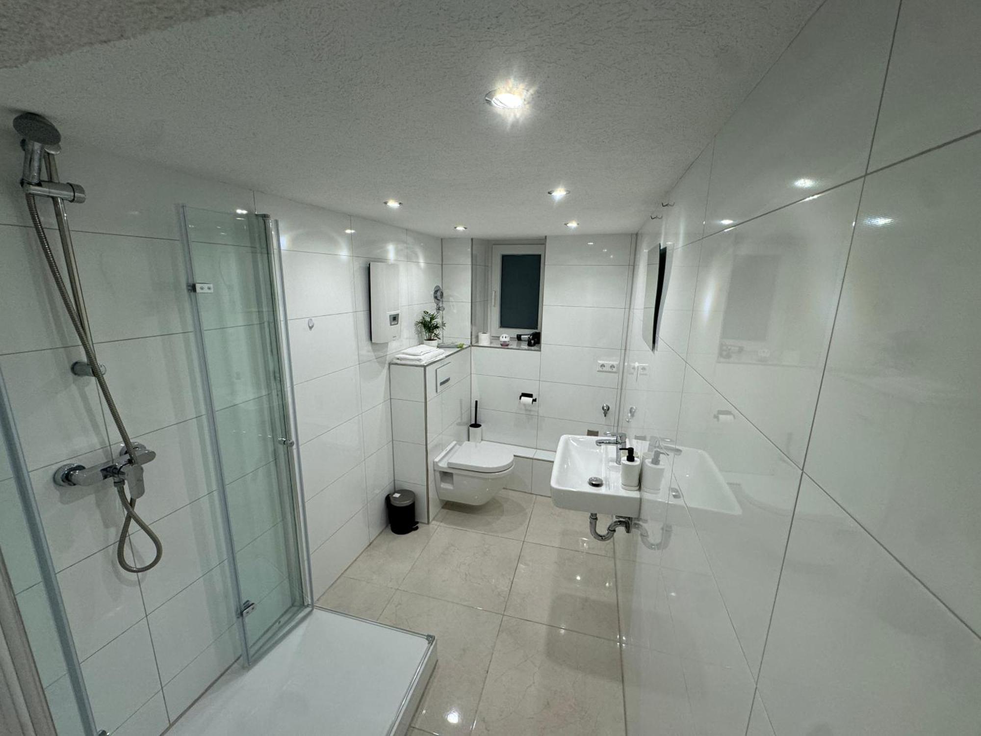 City Apartment Stadtwohnung Mit Kueche Und Netflix Nahe Bahnhof ซินส์ไฮม์ ภายนอก รูปภาพ